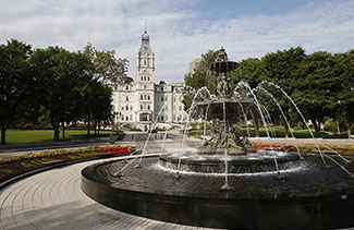 La fontaine de Tourny.