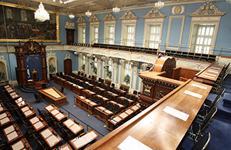 Vue de la Salle de l'Assemblée nationale à partir de la Tribune de la presse