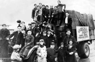 Vivres pour les mineurs en grève.