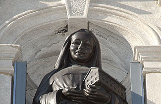 Statue de Marie de l'Incarnation.